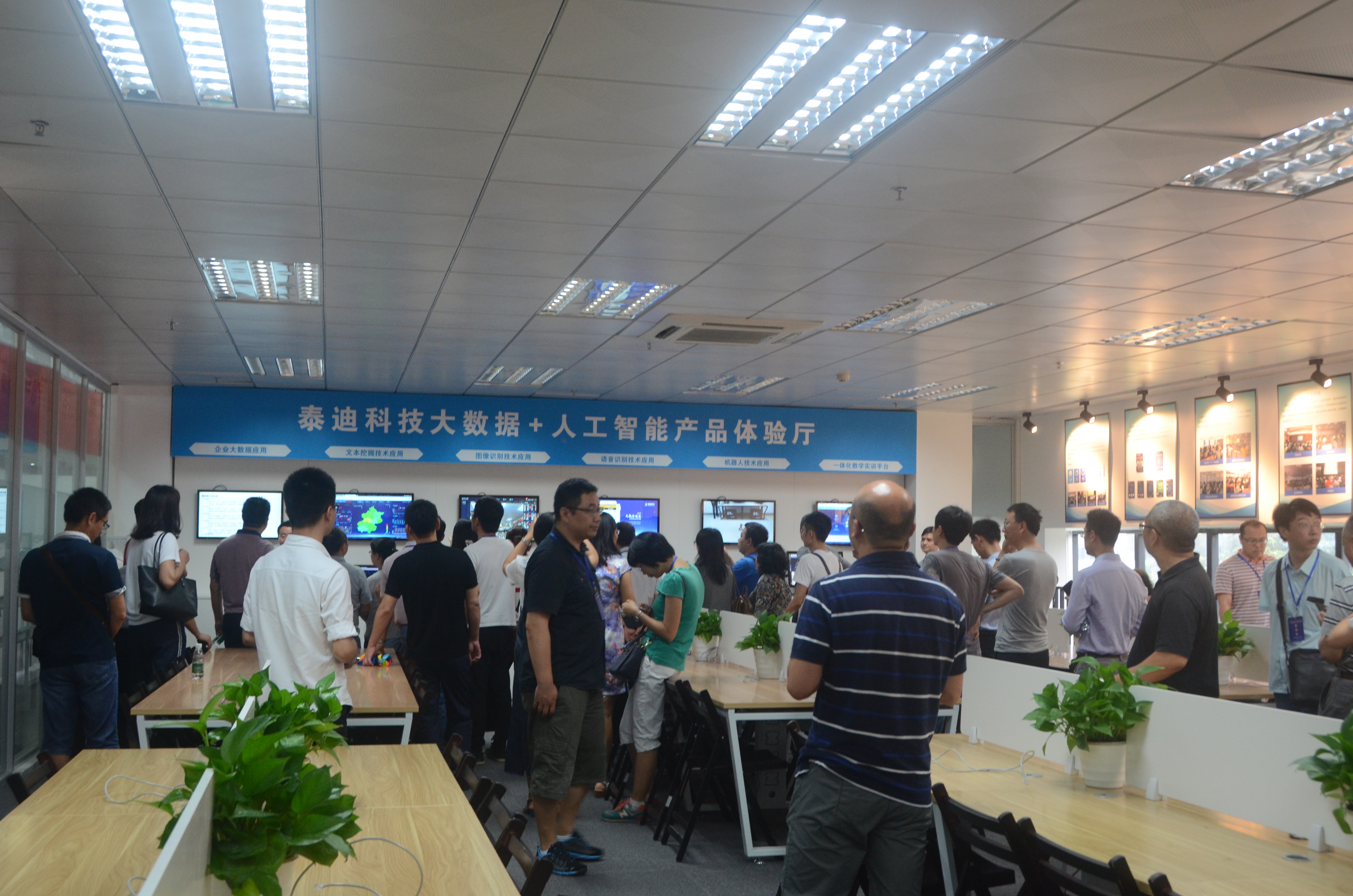 25170337qtzl.jpg 25170337qtzl.jpg